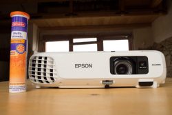 projektor EPSON EB-X18 recenze a test